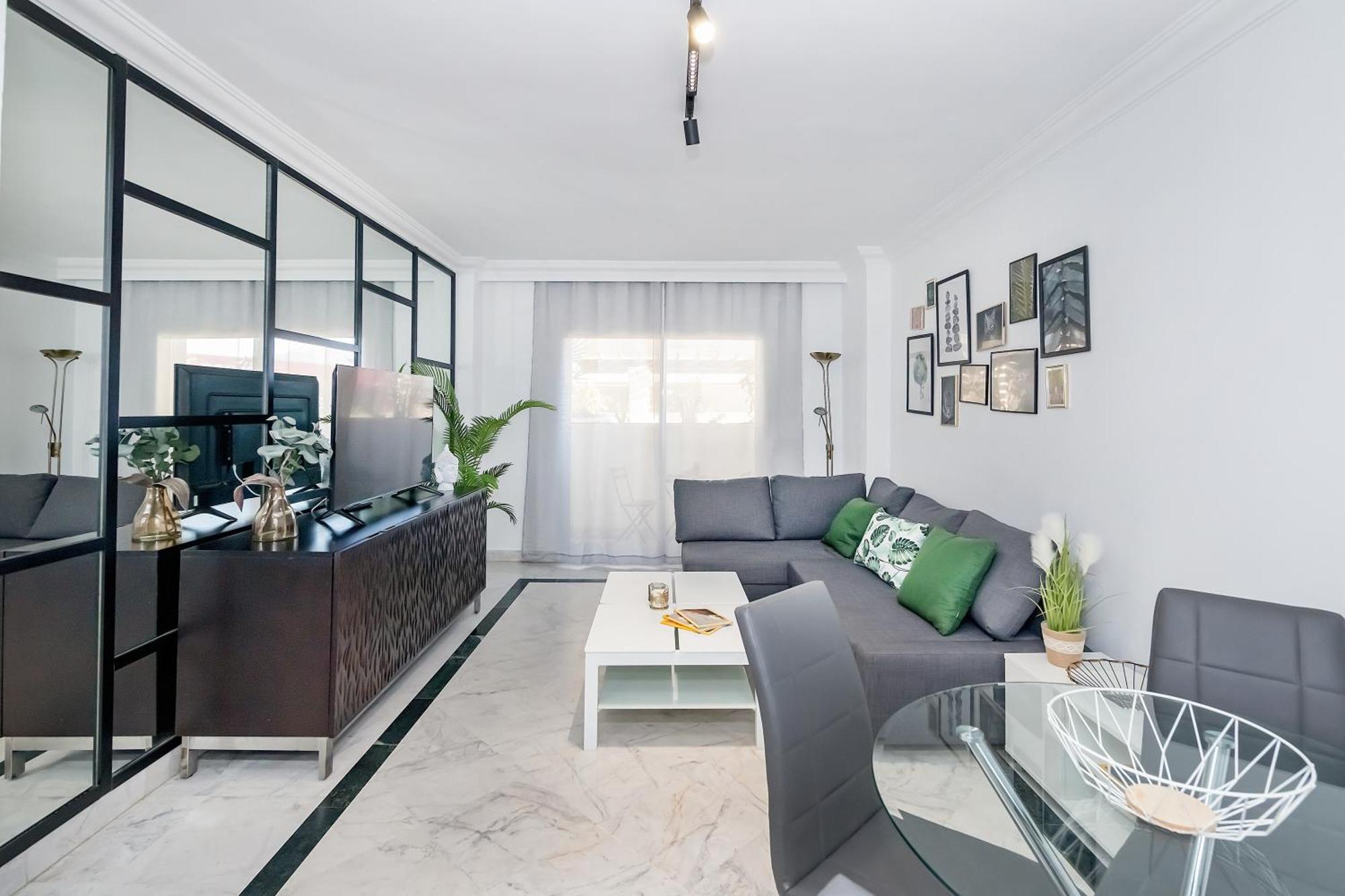 Bhost - Marina Banus Apartment มาร์เบยา ภายนอก รูปภาพ